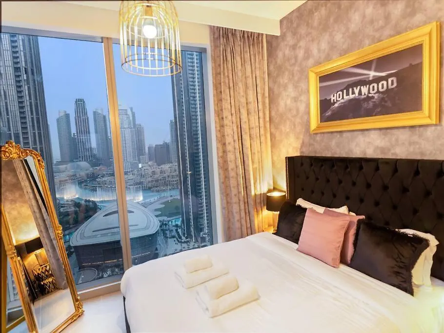 Panoramic Full Fountain,Opera& Burj Sky View 4Br Apt Dubai
