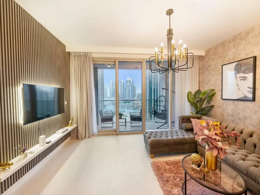 Panoramic Full Fountain,Opera& Burj Sky View 4Br Apt Dubai