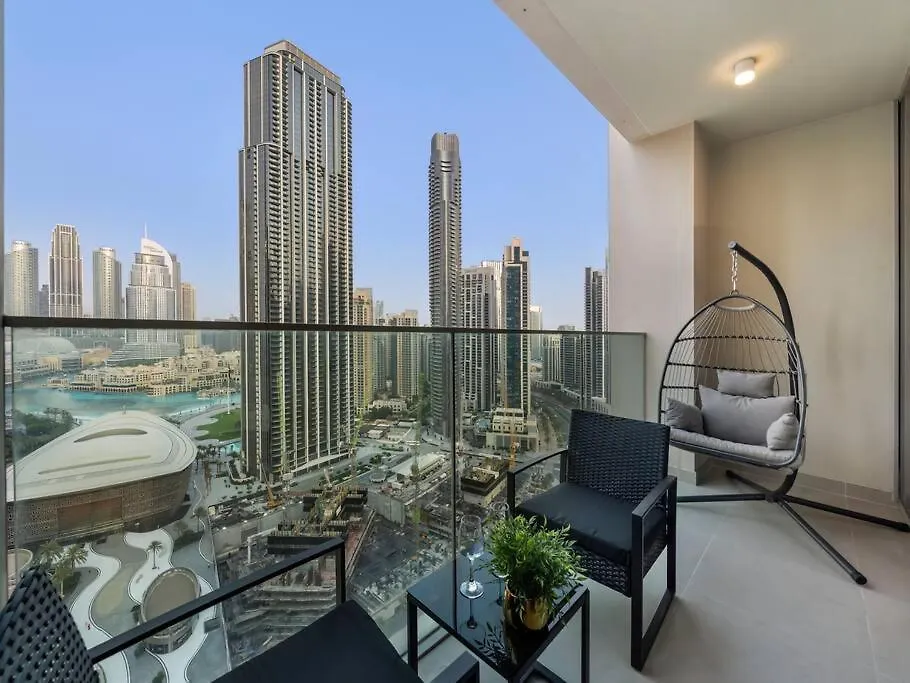 Panoramic Full Fountain,Opera& Burj Sky View 4Br Apt Dubai