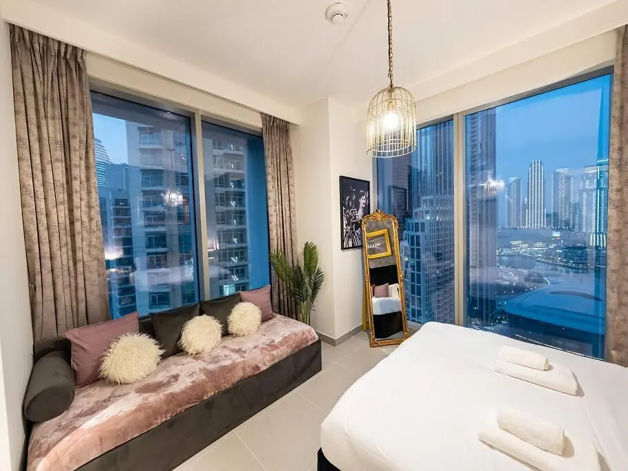 Panoramic Full Fountain,Opera& Burj Sky View 4Br Apt Dubai United Arab Emirates